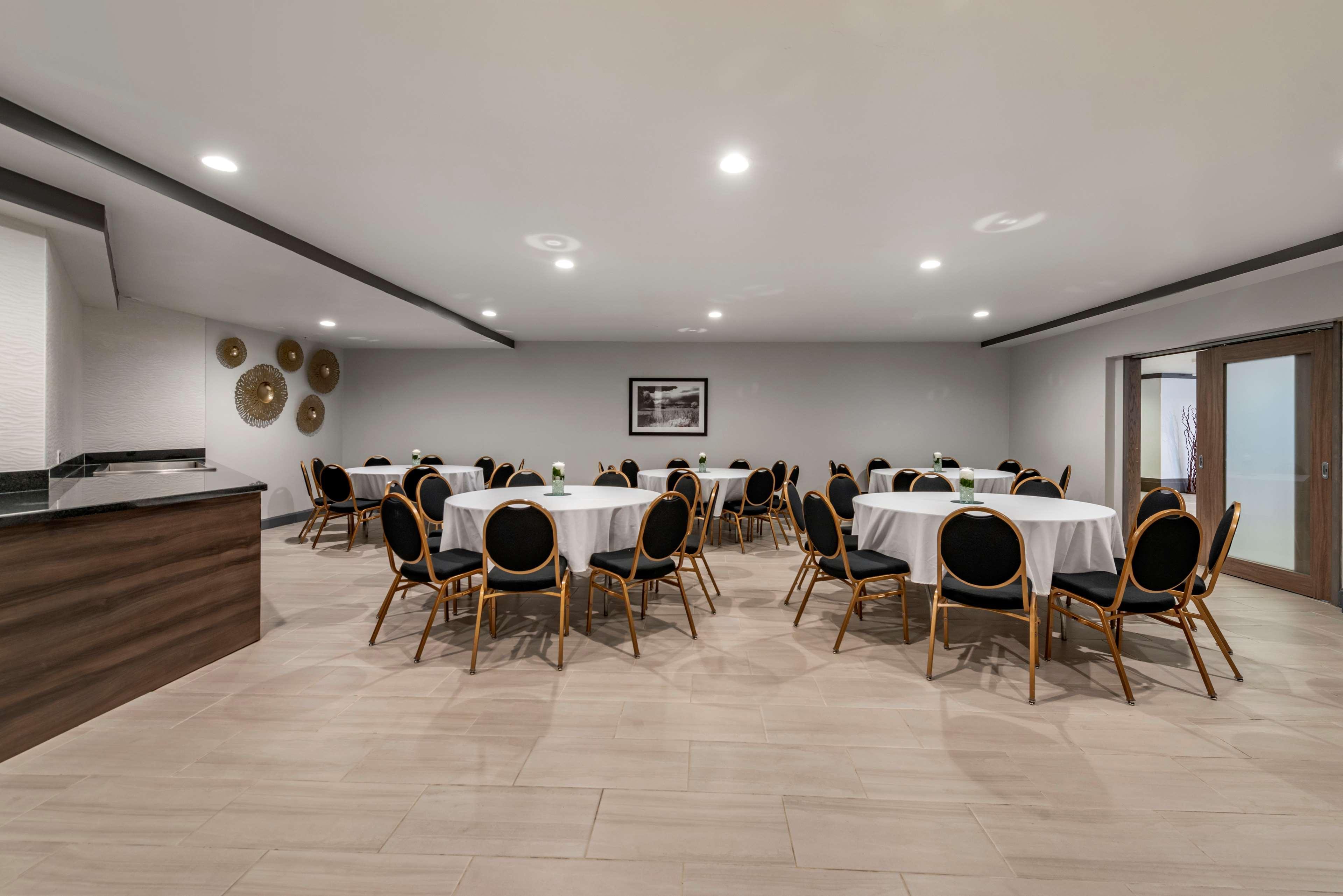 Best Western Premier Denver East Zewnętrze zdjęcie
