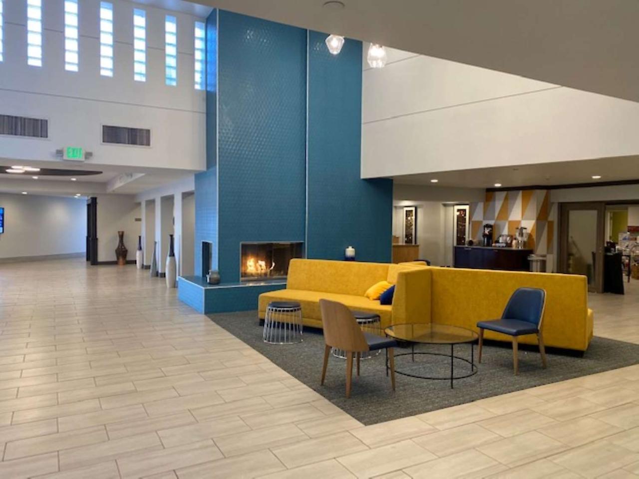 Best Western Premier Denver East Zewnętrze zdjęcie